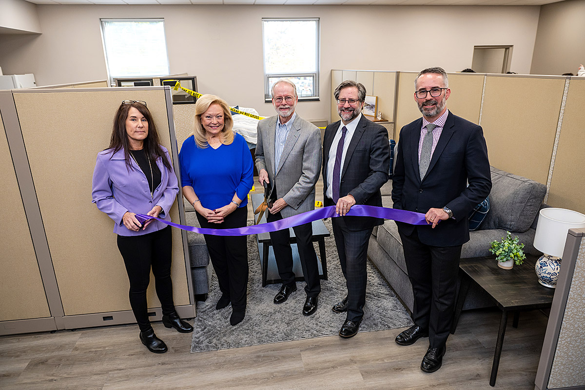 New lab provides criminal justice students opportunity to process simulated crime scenes – Ashland University
