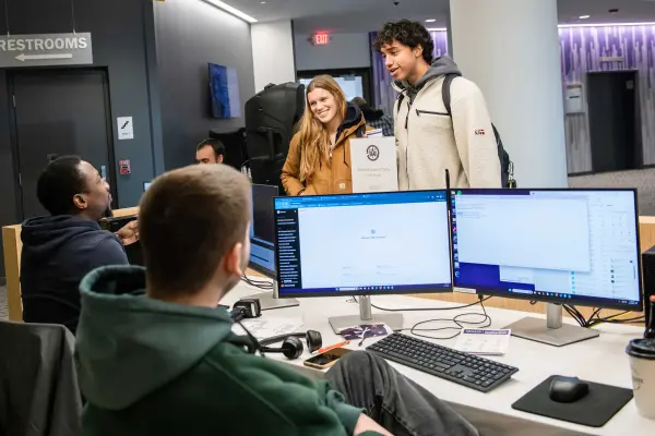 IT Helpdesk in Archer library