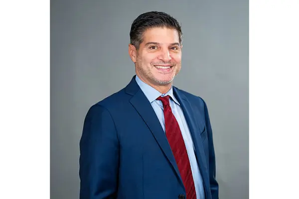 head shot of Lorne Novick