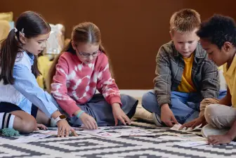 Children working together