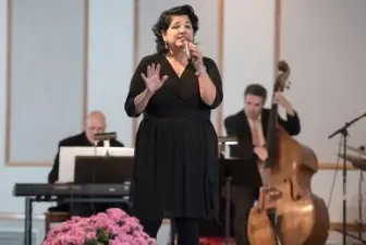 Cathi Campo singing