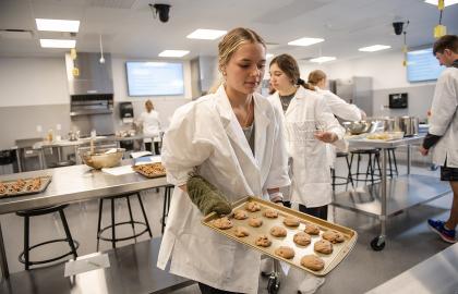 Students in the new Archer Dietetics Foods Lab