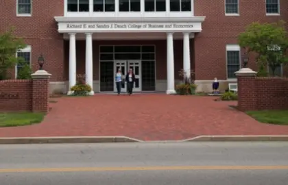 College of Business & Economics