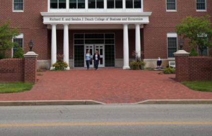 College of Business & Economics