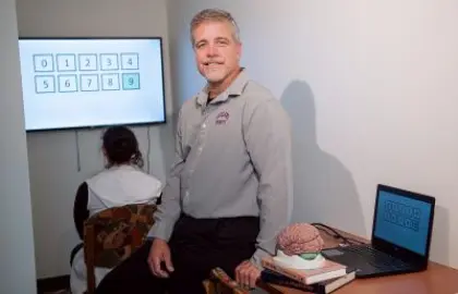 Metzger researches memory performance