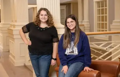 students who are public relations and communications majors