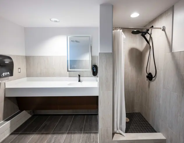 Jacobs bathroom