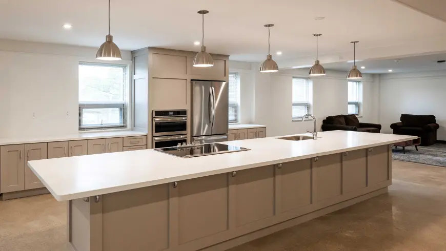 Amstutz lobby kitchen