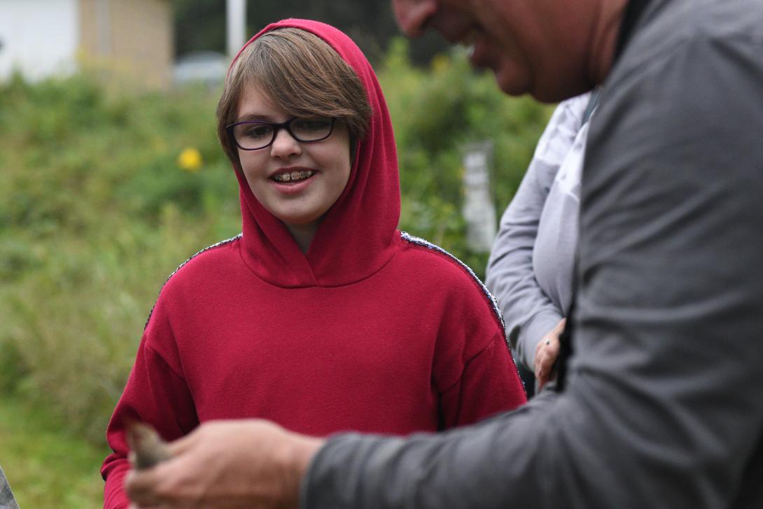 Student attending Naturalist on Duty learns about birds