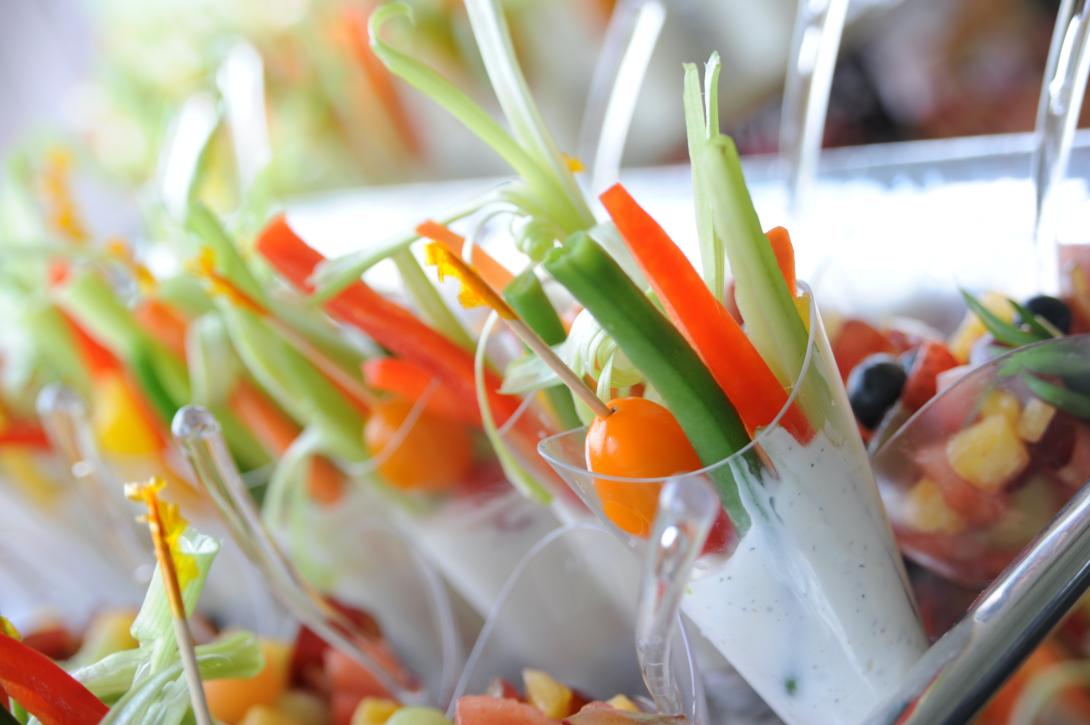 Vegetable appetizer cups